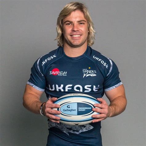 Faf de klerk - Faf de Klerk Career. View this post on Instagram. A post shared by Francois Faf De Klerk (@fafster09) He first signed as a youth for the Blue Bulls as a 16-year-old, back in 2007. He then joined the Golden Lions in 2010 before starting his senior career with South African side Pumas to play in the Currie Cup. After this in 2014 he moved to the ...